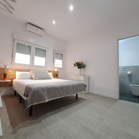 אליקאנטה Casamila Guest House מראה חיצוני תמונה